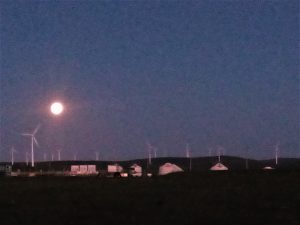 内蒙古自治区・輝謄錫勒草原、庫布齊砂漠の写真　月と太陽のドラマ2-11