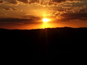 内蒙古自治区・輝謄錫勒草原、庫布齊砂漠の写真　月と太陽のドラマ2-8