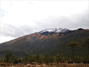雲南省・虎跳峡と神河橋、哈巴（ハバ）雪山と玉龍雪山の写真　天空の路を行く2-6