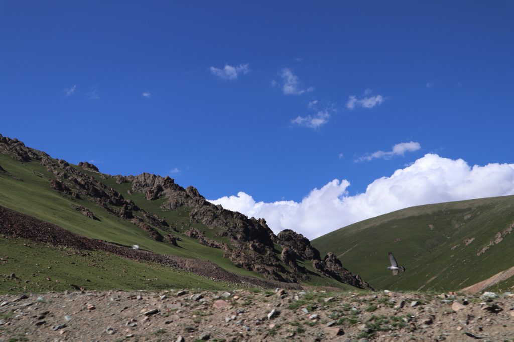 新疆ウィグル自治区・阿拉溝から托克遜への写真　浪漫の回廊から褐色の大地へ-1