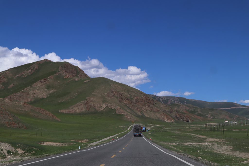 新疆ウィグル自治区・阿拉溝から托克遜への写真　浪漫の回廊から褐色の大地へ-5