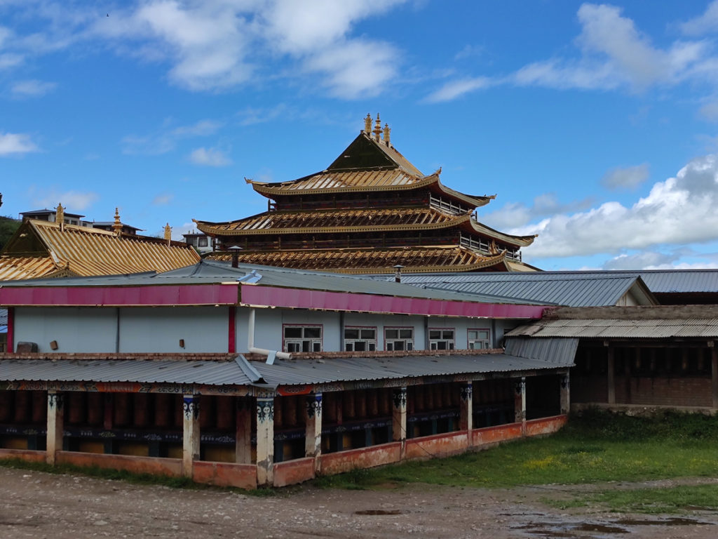 甘粛省・郎木寺の写真　チベット族と回族が平和共存する聖なる地-3
