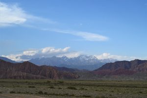 新疆ウィグル自治区・の写真　炎熱の谷から緑の天山へ6-10