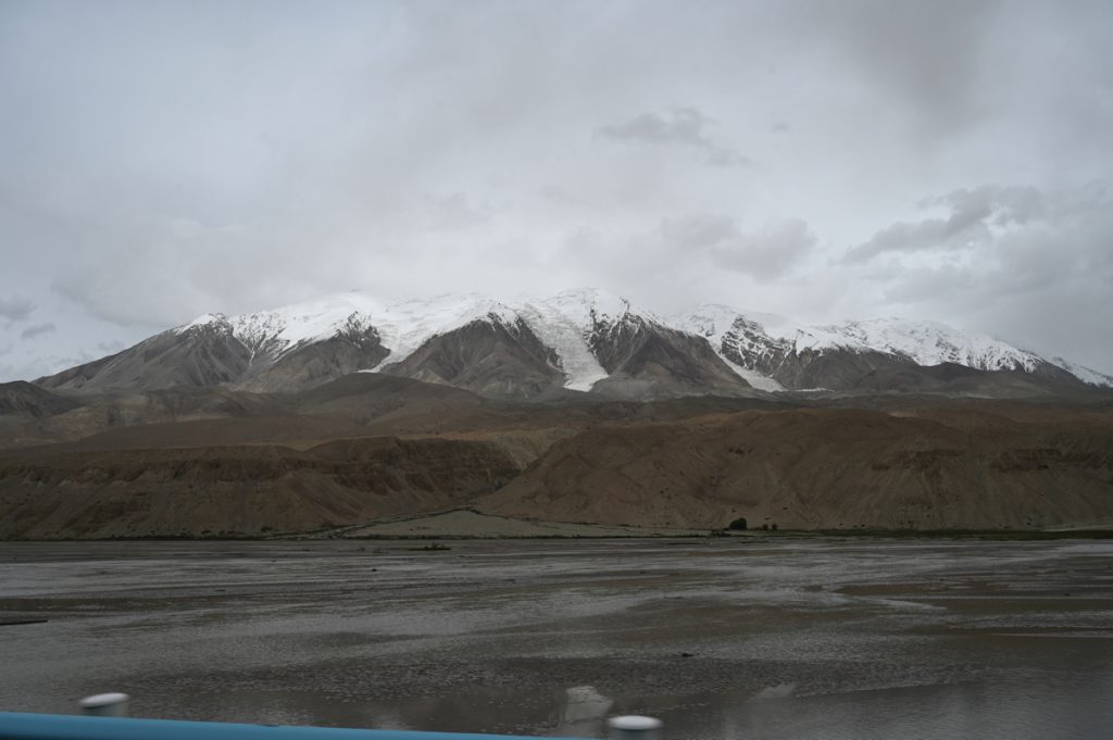 新疆ウィグル自治区・の写真　パミールの宝石2-1