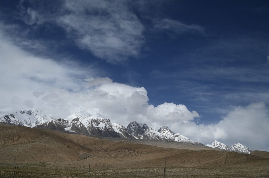 新疆ウィグル自治区・の写真　世界の屋根と氷河3-2