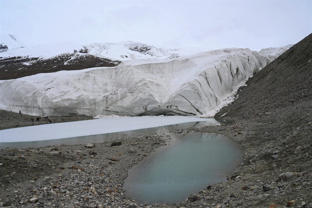 新疆ウィグル自治区・の写真　世界の屋根と氷河5-2