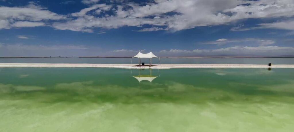 青海省・の写真　太陽と水と塩の神秘5-1