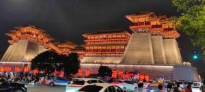 河南省・洛陽、龍門峡の写真 中原の都、洛陽應天門と牡丹-8
