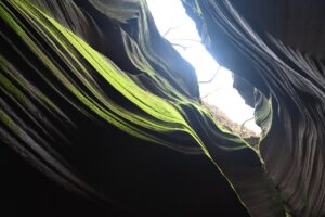 陝西省・の写真 岩と光の夢の回廊4-6