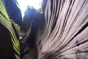 陝西省・の写真 岩と光の夢の回廊4-9