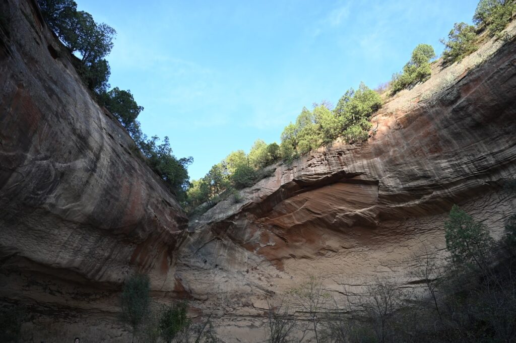 陝西省・の写真 岩と光の夢の回廊8-2
